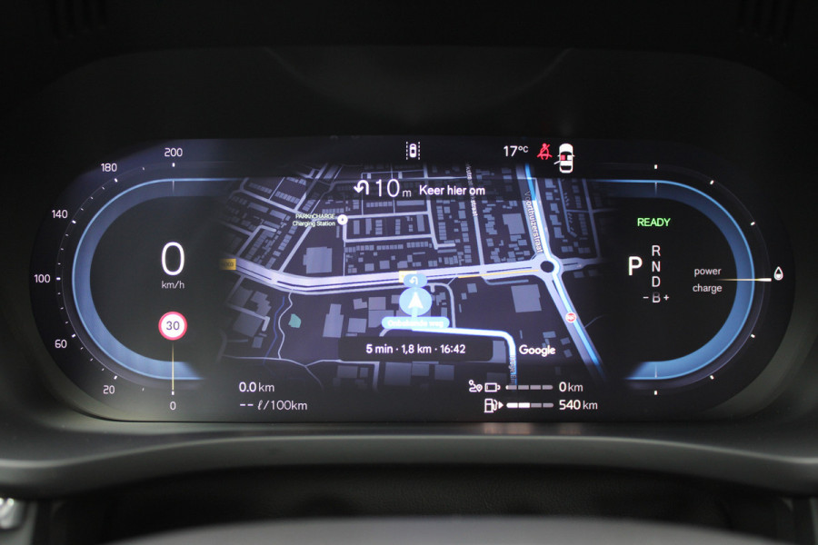 Volvo XC60 2.0 T6 Plug-in hybrid AWD Plus Black Edition | Trekhaak | 360 Camera | H&K | BLIS |