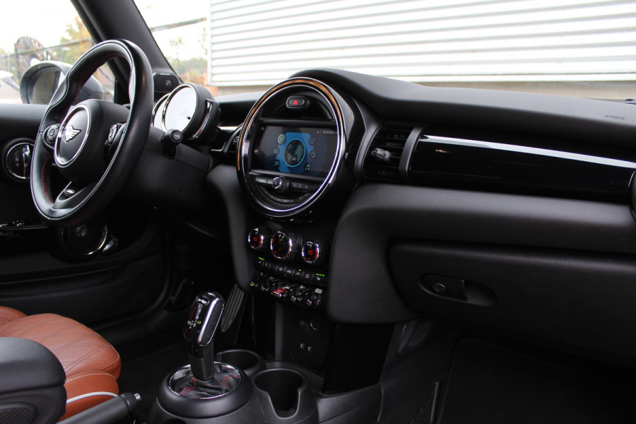 MINI Cabrio 2.0 Cooper S Chili | JCW | Leder | Harman Kardon | Navigatie | Camera