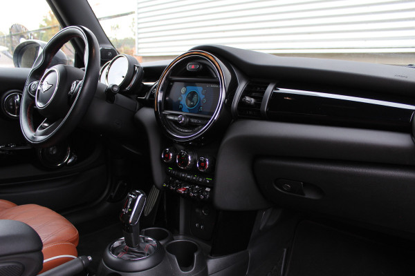MINI Cabrio 2.0 Cooper S Chili | JCW | Leder | Harman Kardon | Navigatie | Camera