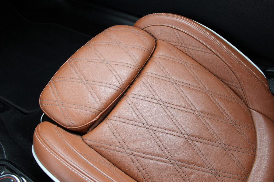 MINI Cabrio 2.0 Cooper S Chili | JCW | Leder | Harman Kardon | Navigatie | Camera