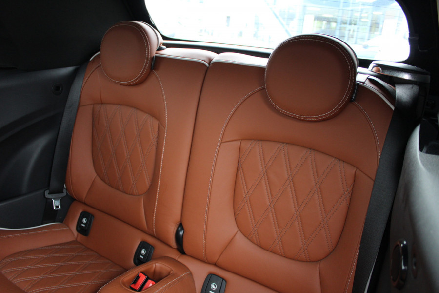 MINI Cabrio 2.0 Cooper S Chili | JCW | Leder | Harman Kardon | Navigatie | Camera