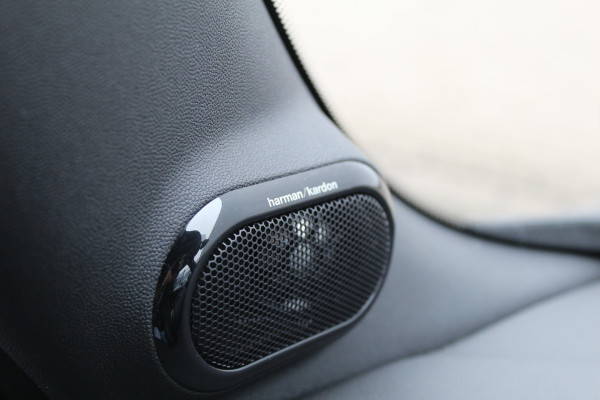 MINI Cabrio 2.0 Cooper S Chili | JCW | Leder | Harman Kardon | Navigatie | Camera