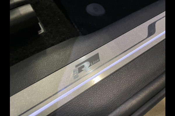 Volkswagen Tiguan 1.4 TSI ACT Highline Business 3X R-LINE PANO LEER NAVI