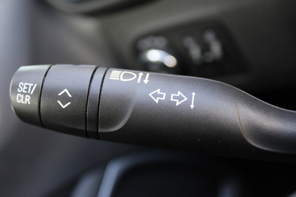 Opel Crossland X 1.2 Turbo Online Edition | Cruise control | Navigatie | Trekhaak | Dealer onderhouden |