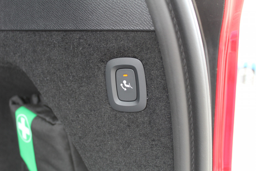 Volvo XC90 2.0 T8 Recharge AWD Plus Bright | Panoramadak | Trekhaak | 360 Camera | H/K