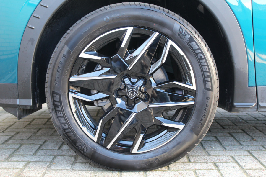 Peugeot 3008 1.2 Hybrid 136 GT | Navigatie | Led | Camera | Climate | Adaptieve cruise