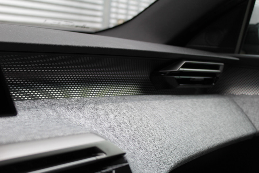 Peugeot 3008 1.2 Hybrid 136 GT | Navigatie | Led | Camera | Climate | Adaptieve cruise