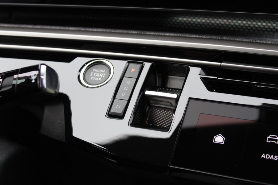 Peugeot 3008 1.2 Hybrid 136 GT | Navigatie | Led | Camera | Climate | Adaptieve cruise