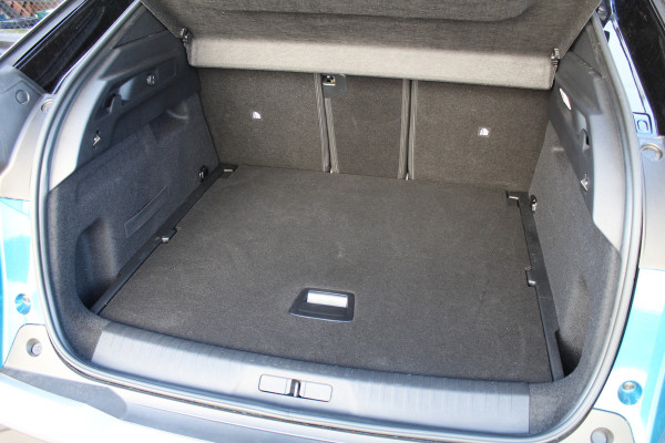 Peugeot 3008 1.2 Hybrid 136 GT | Navigatie | Led | Camera | Climate | Adaptieve cruise