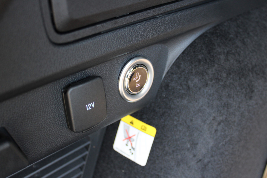 Ford Kuga 2.5 PHEV Graphite Tech Edition | Panoramadak | Trekhaak | BLIS | Full Options