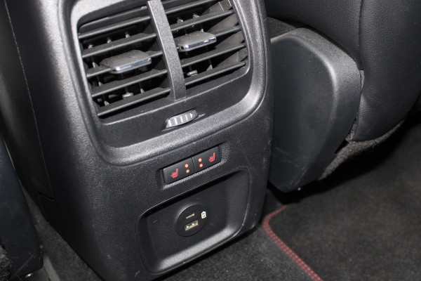 Ford Kuga 2.5 PHEV ST-Line X | Panoramadak | Trekhaak | BLIS | B&O | Head-up | Winterpack