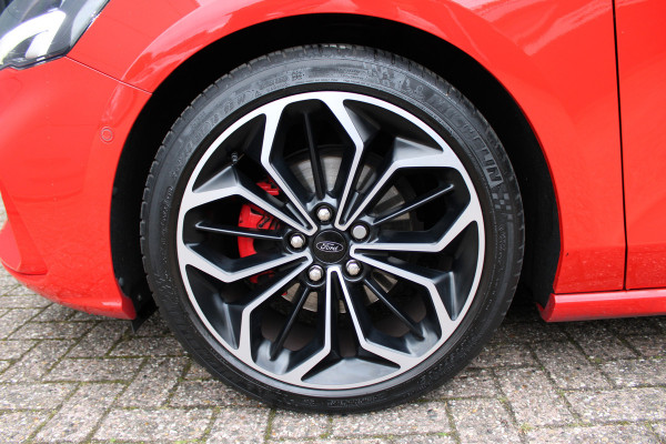 Ford Focus 1.0 EcoBoost ST Line Business | B&O | Winterpack | Navigatie | Afn. Trekhaak | Camera
