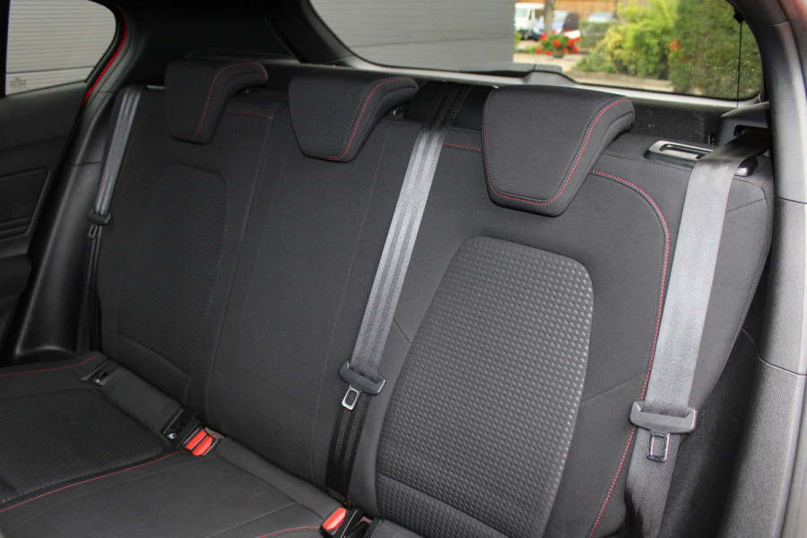 Ford Focus 1.0 EcoBoost ST Line Business | B&O | Winterpack | Navigatie | Afn. Trekhaak | Camera