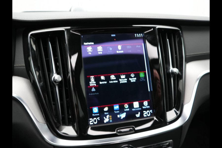 Volvo S60 Recharge T8 AWD R-Design Plug in Hybrid 391pk Black Dealer O.H PHEV | Schuifdak | Bowers & Wilkins | Head Up | Adaptive Cruise | 360 Camera | Luxe Lederen Sportstoelen Massage & Memory | 19"L.M | Keyless | Navigatie |