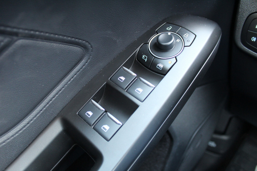 Ford Focus 1.0 EcoBoost Hybrid 125PK Active | Adaptieve Cruis | BLIS | Led | Navigatie | Winterpack