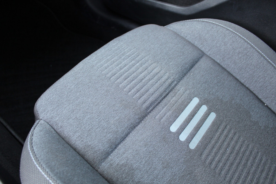 Ford Focus 1.0 EcoBoost Hybrid 125PK Active | Adaptieve Cruis | BLIS | Led | Navigatie | Winterpack