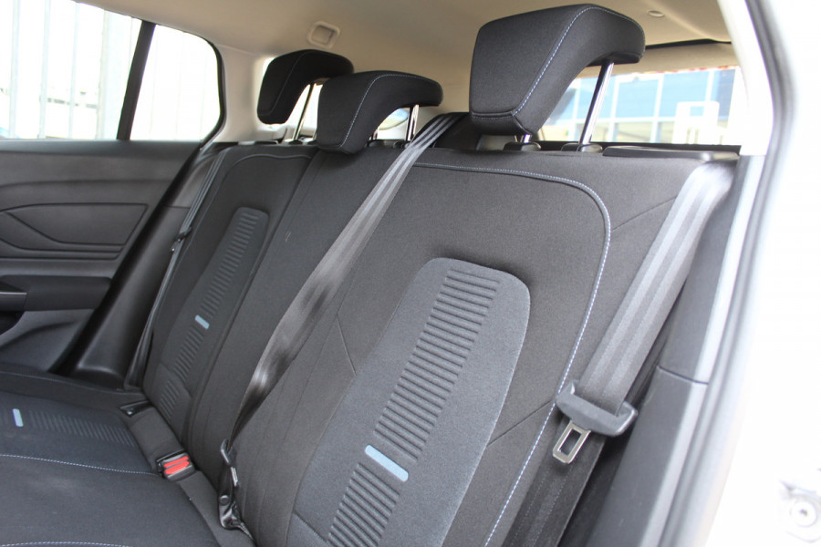 Ford Focus 1.0 EcoBoost Hybrid 125PK Active | Adaptieve Cruis | BLIS | Led | Navigatie | Winterpack