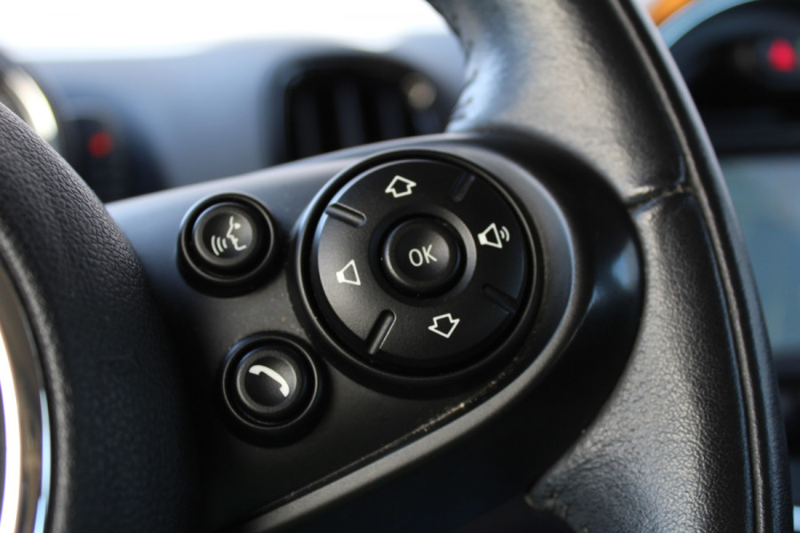 MINI Countryman 1.5 136PK Cooper | H&K | Navigatie | Bluetooth | Origin NL