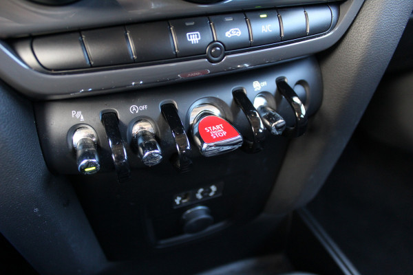 MINI Countryman 1.5 136PK Cooper | H&K | Navigatie | Bluetooth | Origin NL