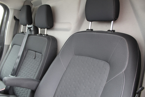 Ford Transit Custom 300 2.0 TDCI L2H1 Limited | Adaptieve Cruise  | Trekhaak | Laadruimte betimmering | Winterpack