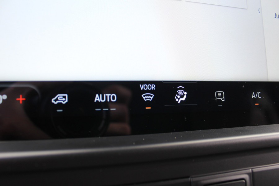 Ford Transit Custom 300 2.0 TDCI L2H1 Limited | Adaptieve Cruise  | Trekhaak | Laadruimte betimmering | Winterpack