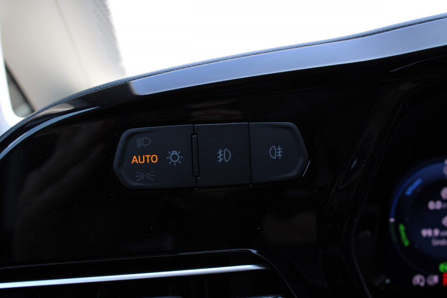 Ford Tourneo Connect 1.5 PHEV Titanium 7 zits | Luxe | Cruise control | Carplay