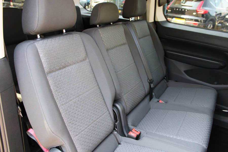 Ford Tourneo Connect 1.5 PHEV Titanium 7 zits | Luxe | Cruise control | Carplay