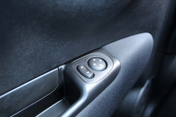 Fiat 500 1.0 Hybrid RED | Panoramadak | Special Edition | Navigatie | Cruise Control