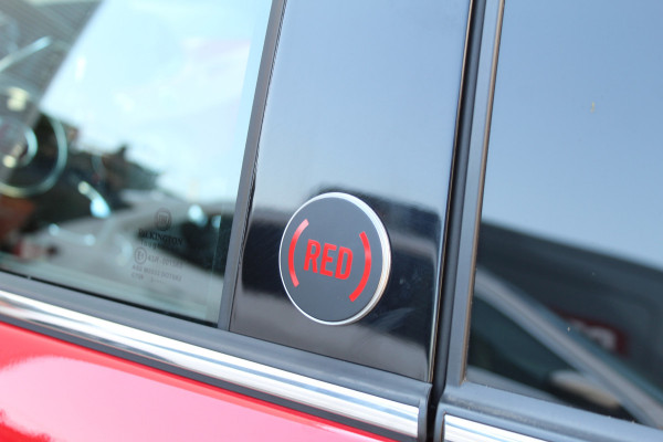 Fiat 500 1.0 Hybrid RED | Panoramadak | Special Edition | Navigatie | Cruise Control