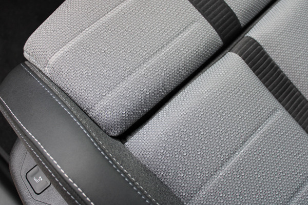 Opel Grandland 1.2 Turbo Hybrid GS NIEUW MODEL | Navigatie | AGR | Gelijk beschikbaar