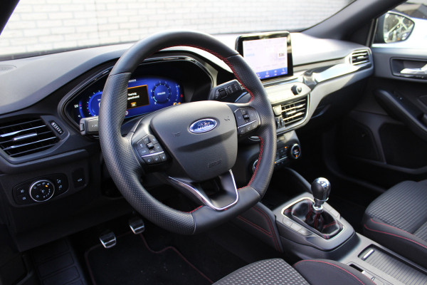 Ford FOCUS Wagon 1.0 EcoBoost 155PK Hybrid ST Line X | Panoramadak | Trekhaak | AGR | Elektrische achterklep | B&O