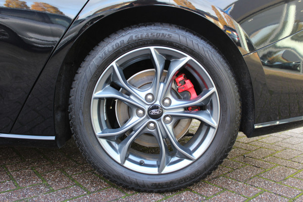Ford FOCUS Wagon 1.0 EcoBoost 155PK Hybrid ST Line X | Panoramadak | Trekhaak | AGR | Elektrische achterklep | B&O