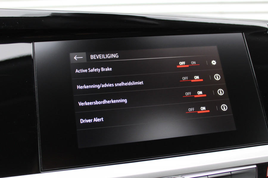 Opel Grandland 1.2 Turbo | Winterpack | Cruise control | Bluetooth | Parkeersensoren