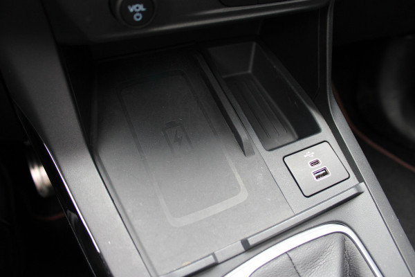 Ford Puma 1.0 EcoBoost Hybrid ST-Line X | Nieuw model | 19'' | Panoramadak | Trekhaak | BLIS | Carplay | Camera  | Adaptieve cruise