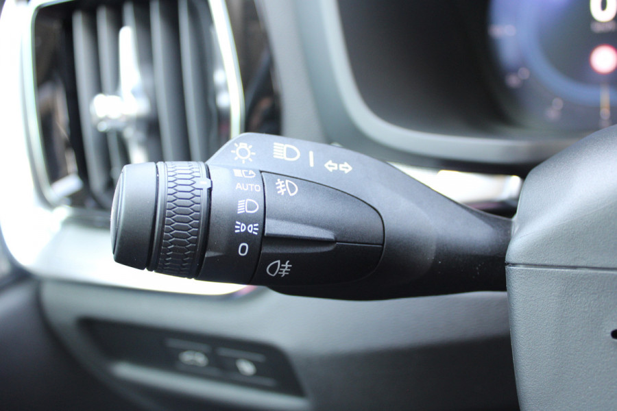 Volvo V60 2.0 T6 Plug-in hybrid AWD Plus Bright | H/K | 360 Camera | Winterpack | Led | Driver assistance