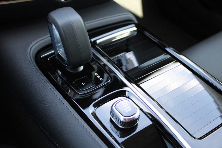 Volvo V60 2.0 T6 Plug-in hybrid AWD Plus Bright | H/K | 360 Camera | Winterpack | Led | Driver assistance