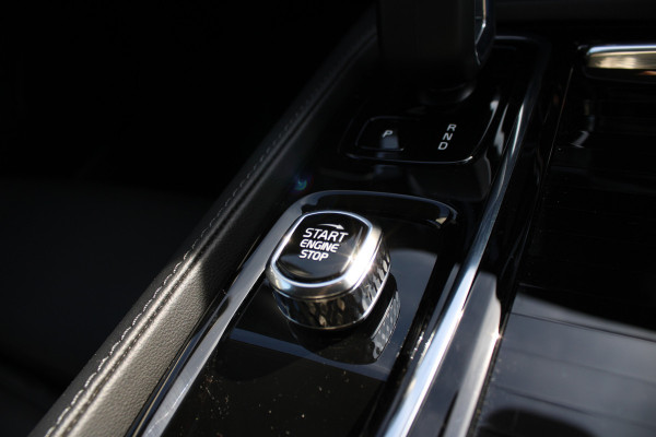 Volvo V60 2.0 T6 Plug-in hybrid AWD Plus Bright | H/K | 360 Camera | Winterpack | Led | Driver assistance