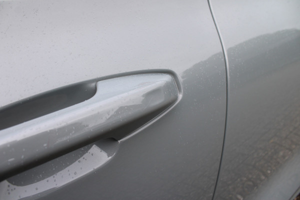 Volvo V60 2.0 T6 Plug-in hybrid AWD Plus Dark | Panoramadak | Trekhaak | H/K | 360 Camera