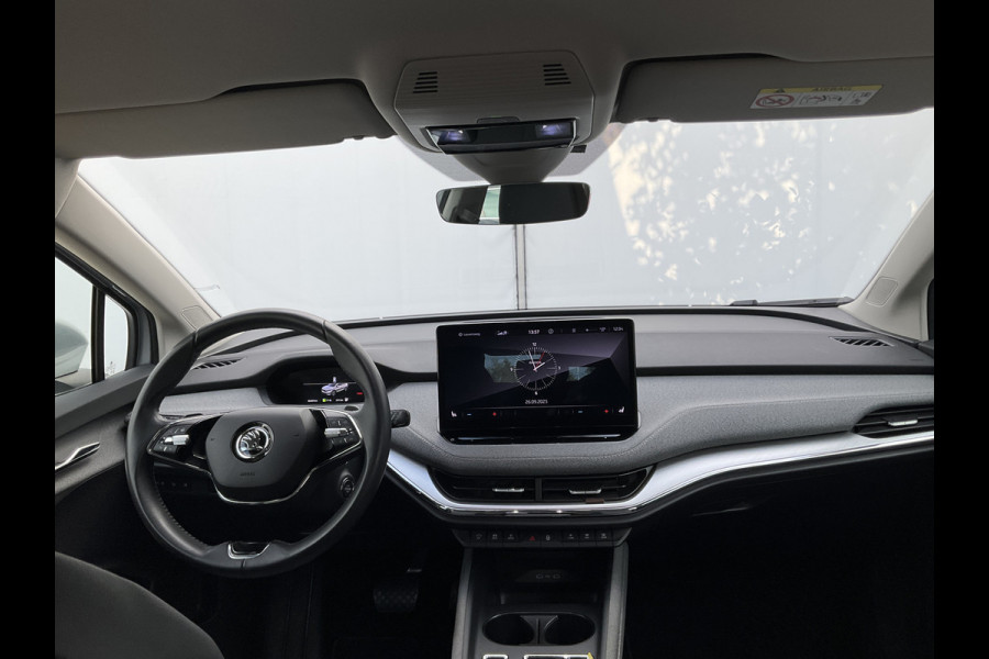 Škoda ENYAQ iV 80 Trekhaak Stoel/Stuurverw Carplay Warmtepomp Trekhaak 100% Elektrisch NL-Auto!