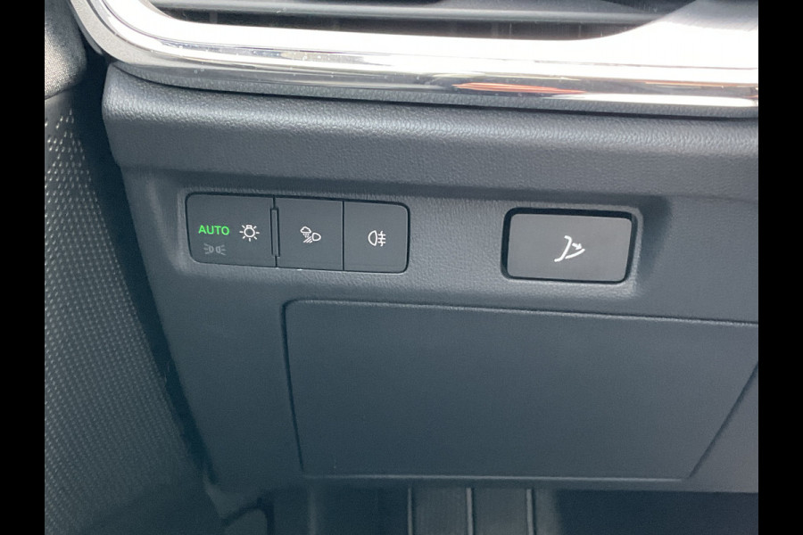 Škoda ENYAQ iV 80 Trekhaak Stoel/Stuurverw Carplay Warmtepomp Trekhaak 100% Elektrisch NL-Auto!