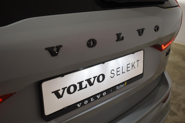 Volvo XC60 T6 350PK Plug-in Hybrid AWD Plus Black Edition / 360 Camera / Panorama Dak / Lederen Bekleding / Elektrische Stoelen / Stuur & Stoelverwarming /