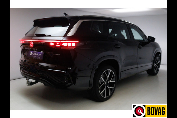 Volkswagen Tayron 1.5 eHybrid R-Line Edition 272 PK automaat | Elec. trekhaak | Panodak | Elec. achterklep | 360 graden Camera, Adaptieve Cruise, Travelassistant, IQ light, Fabrieksgarantie