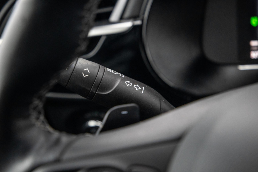 Opel Corsa 1.2 Turbo AUTOMAAT / CARPLAY / CAMERA / DEALER AUTO