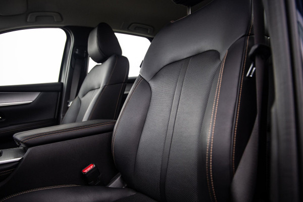 Mazda CX-60 2.5 e-SkyActiv PHEV Homura STOELVERWARMING / CARPLAY / DEALER AUTO / LEER