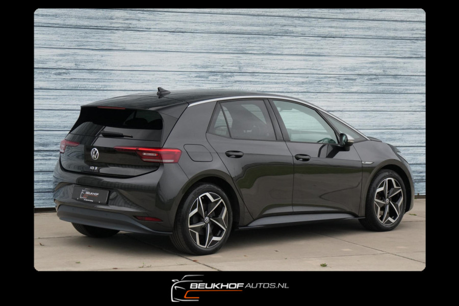 Volkswagen ID.3 First Plus 58 kWh Trekhaak Carplay Soh 92%