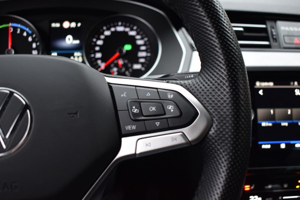 Volkswagen Passat Variant GTE 218PK DSG HYBRID GTE BUSINESS LEDER/CAMERA/IQ-LIGHT