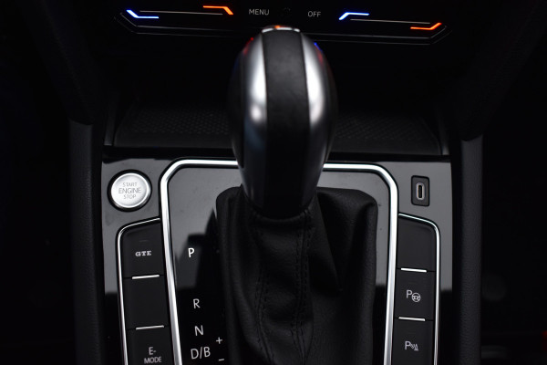 Volkswagen Passat Variant GTE 218PK DSG HYBRID GTE BUSINESS LEDER/CAMERA/IQ-LIGHT