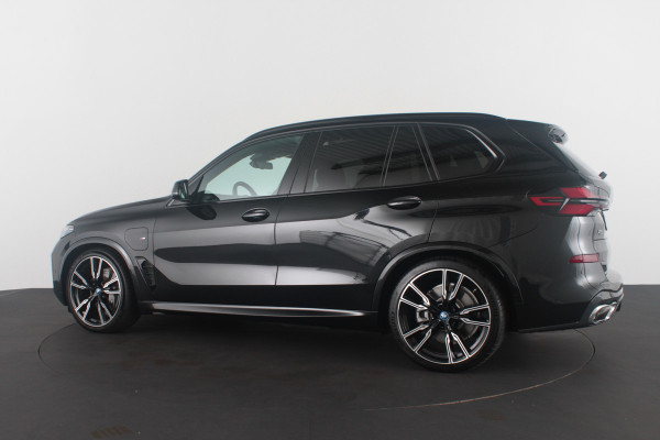 BMW X5 xDrive50e 490pk > Innovatie-pakket/Trekhaak/Travel-pakket/Shadow line