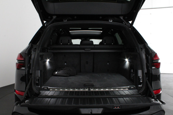 BMW X5 xDrive50e 490pk > Innovatie-pakket/Trekhaak/Travel-pakket/Shadow line