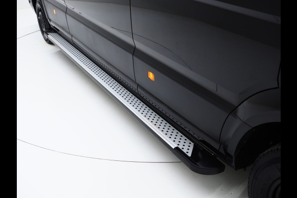 Volkswagen Crafter 35 2.0 TDI L4H3 | Beklede Laadruimte | LED | Sidesteps | Carplay | Camera | Trekhaak